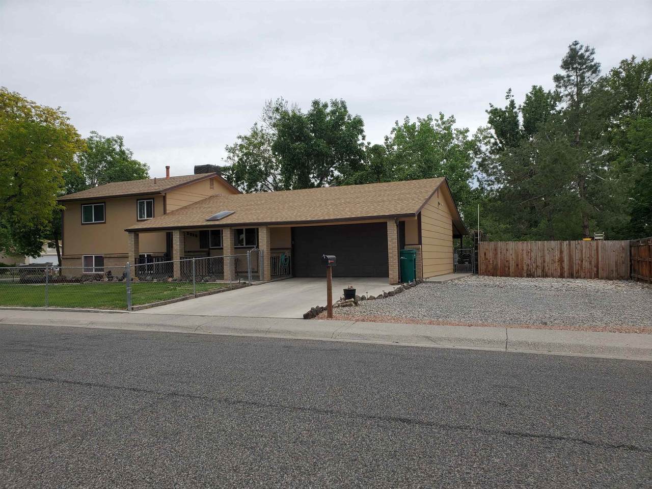 2915 Music Avenue - Photo 1