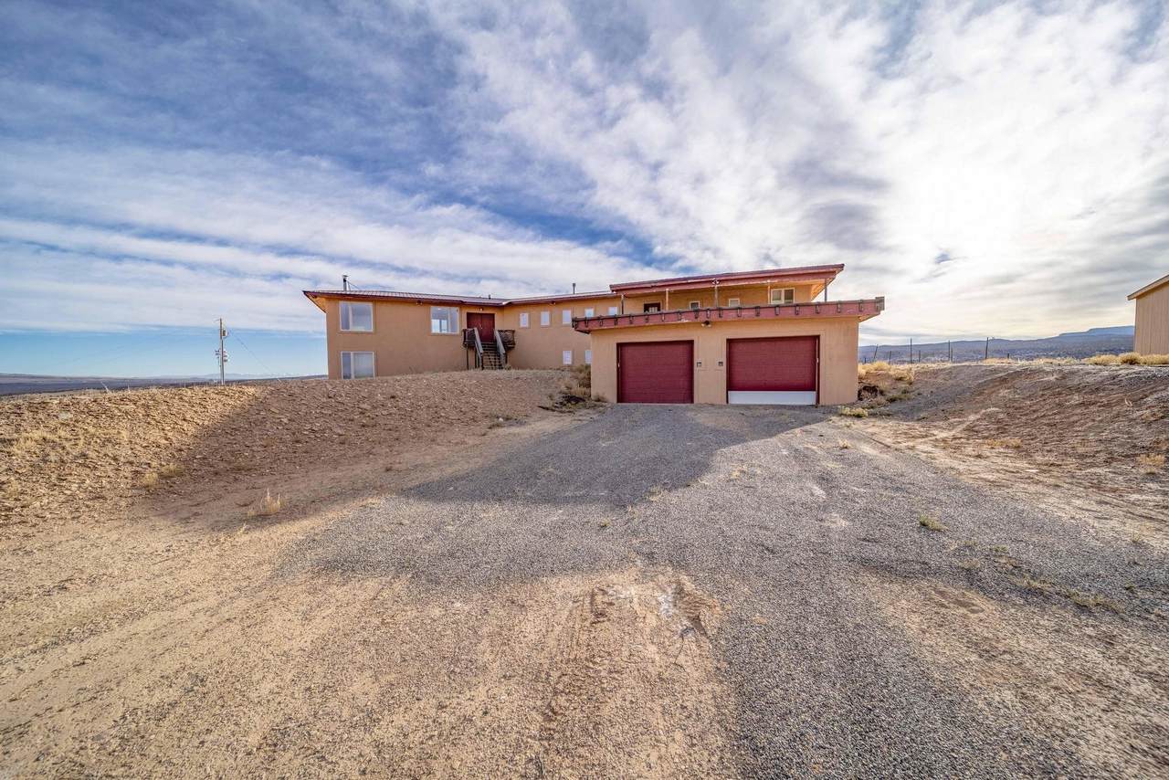 1595 Desert Road - Photo 1