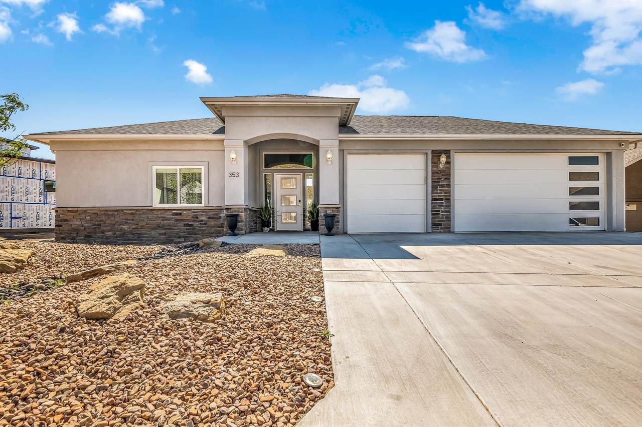 353 Aiguille Drive - Photo 1