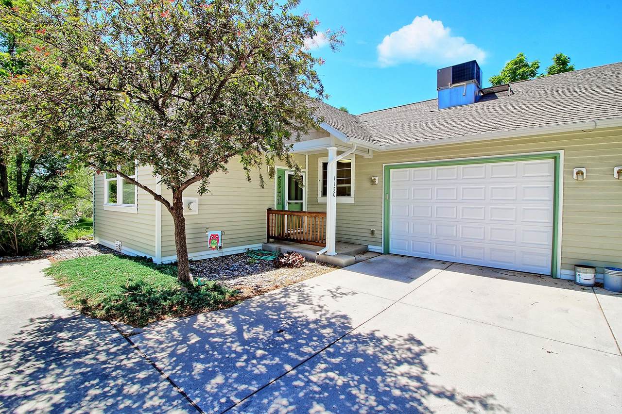 1150 Primrose Lane - Photo 1
