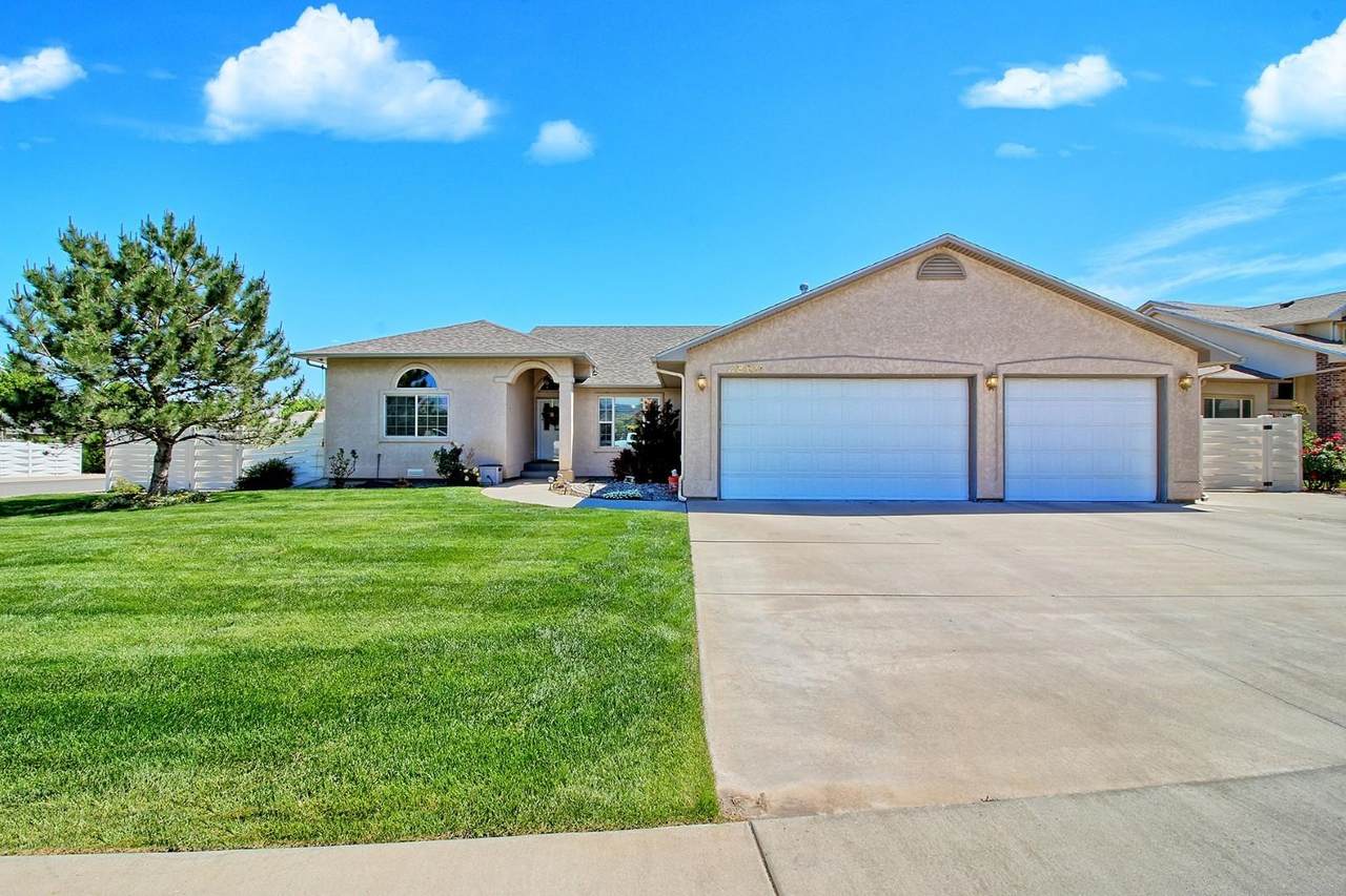 2860 Tyndale Way - Photo 1