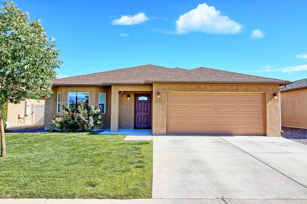 2460 Hannah Lane - Photo 1