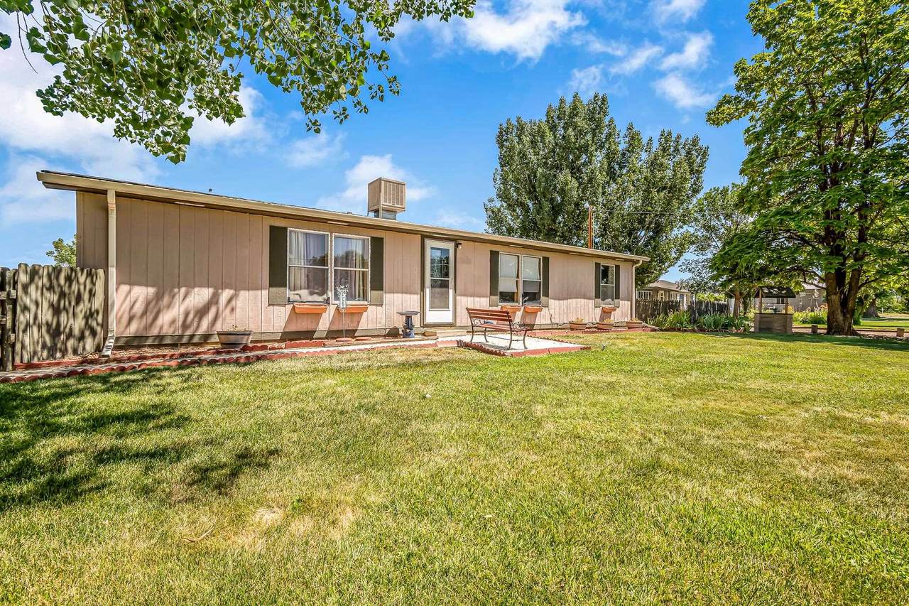 2108 1/2 H Road - Photo 1