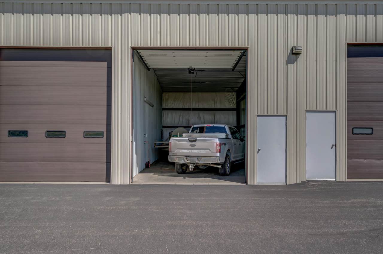 105 Airport Road - Photo 1