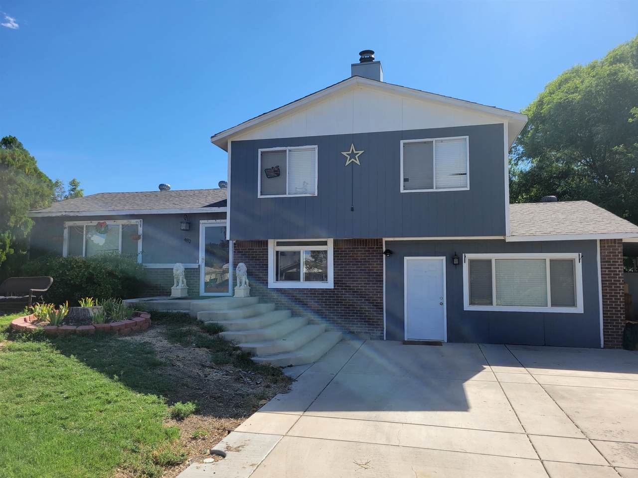 482 Meadow Road - Photo 1