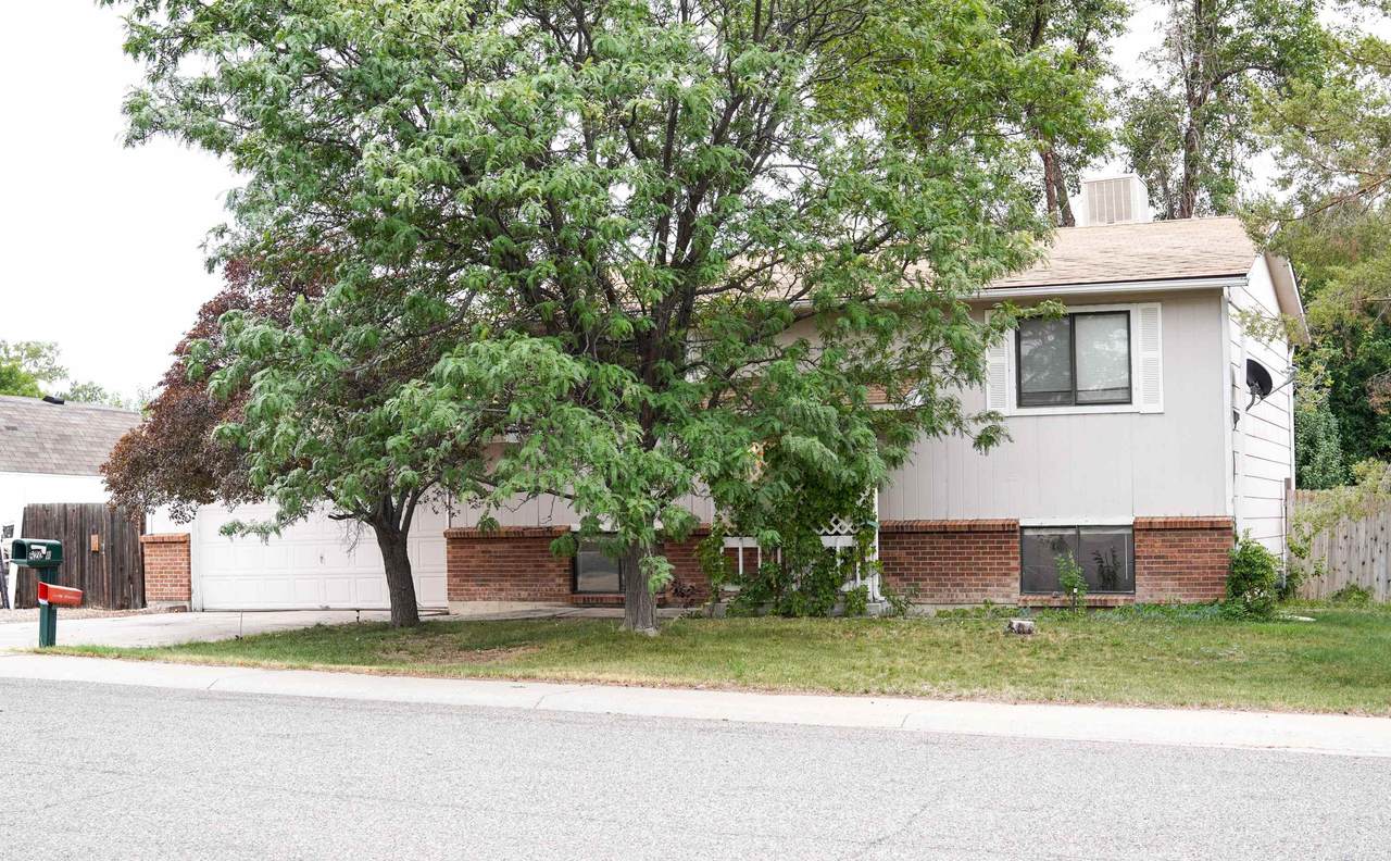 620 Indian Creek Drive - Photo 1