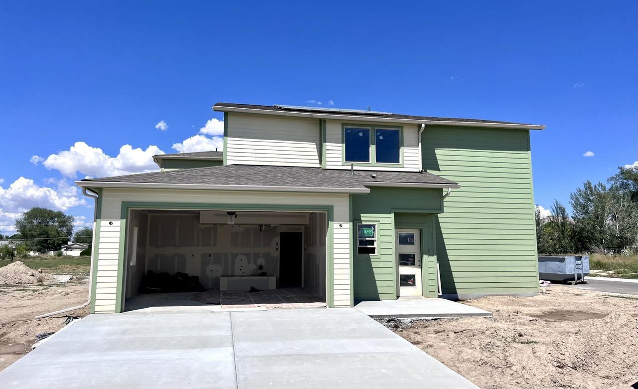 3128 Crystal River Drive - Photo 1