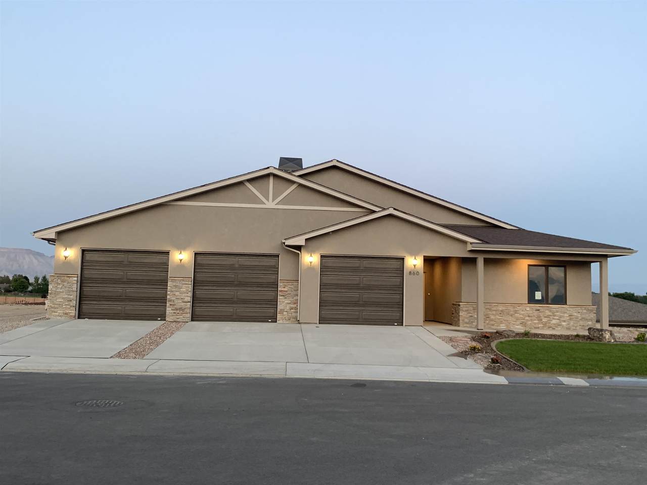 860 Fire Quartz Lane - Photo 1