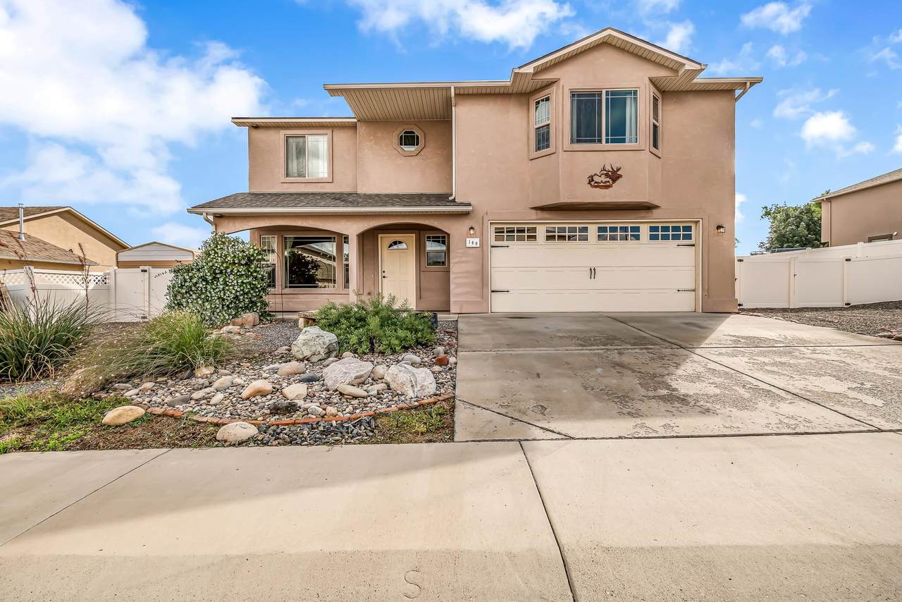 160 Sun Hawk Drive - Photo 1