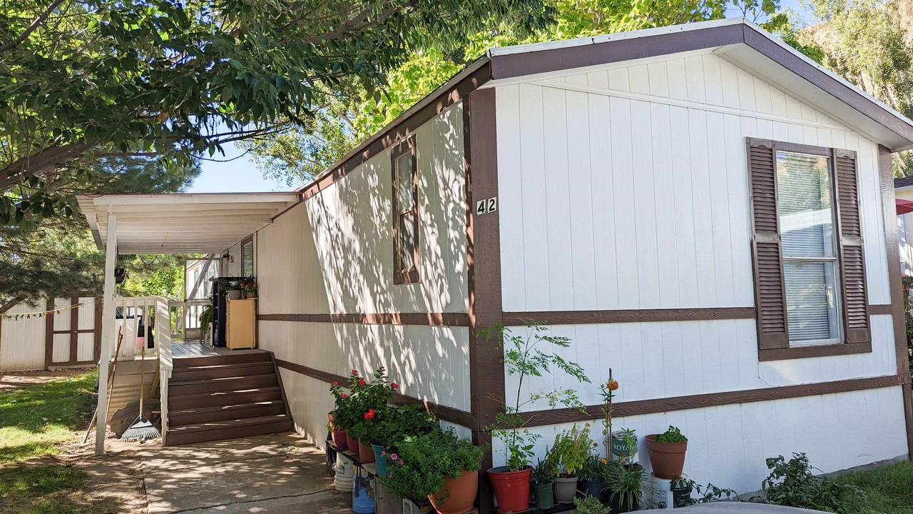 131 Bower Avenue - Photo 1