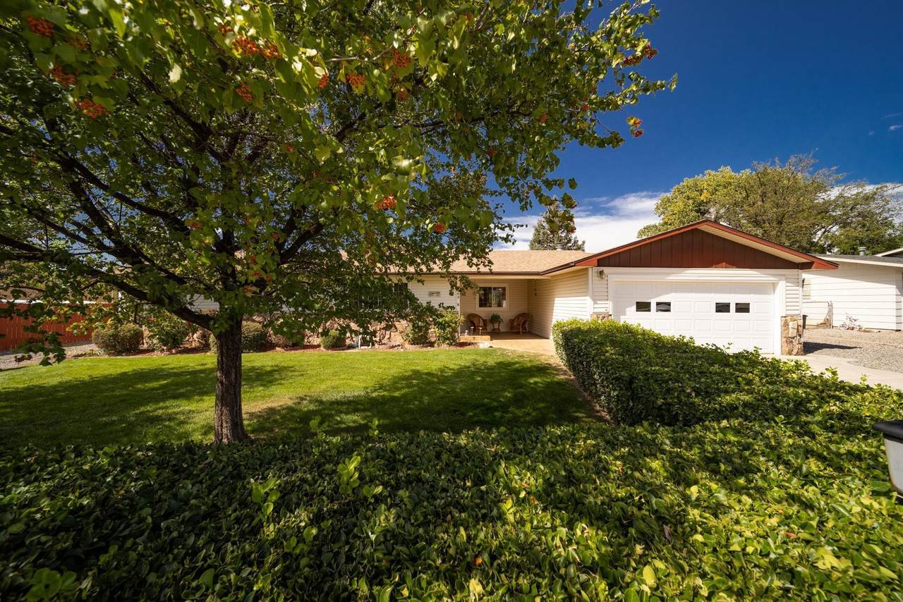563 Normandy Drive - Photo 1