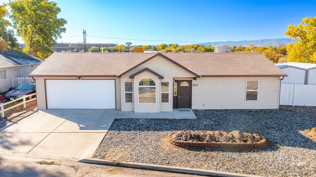 3113 Castle Court - Photo 1