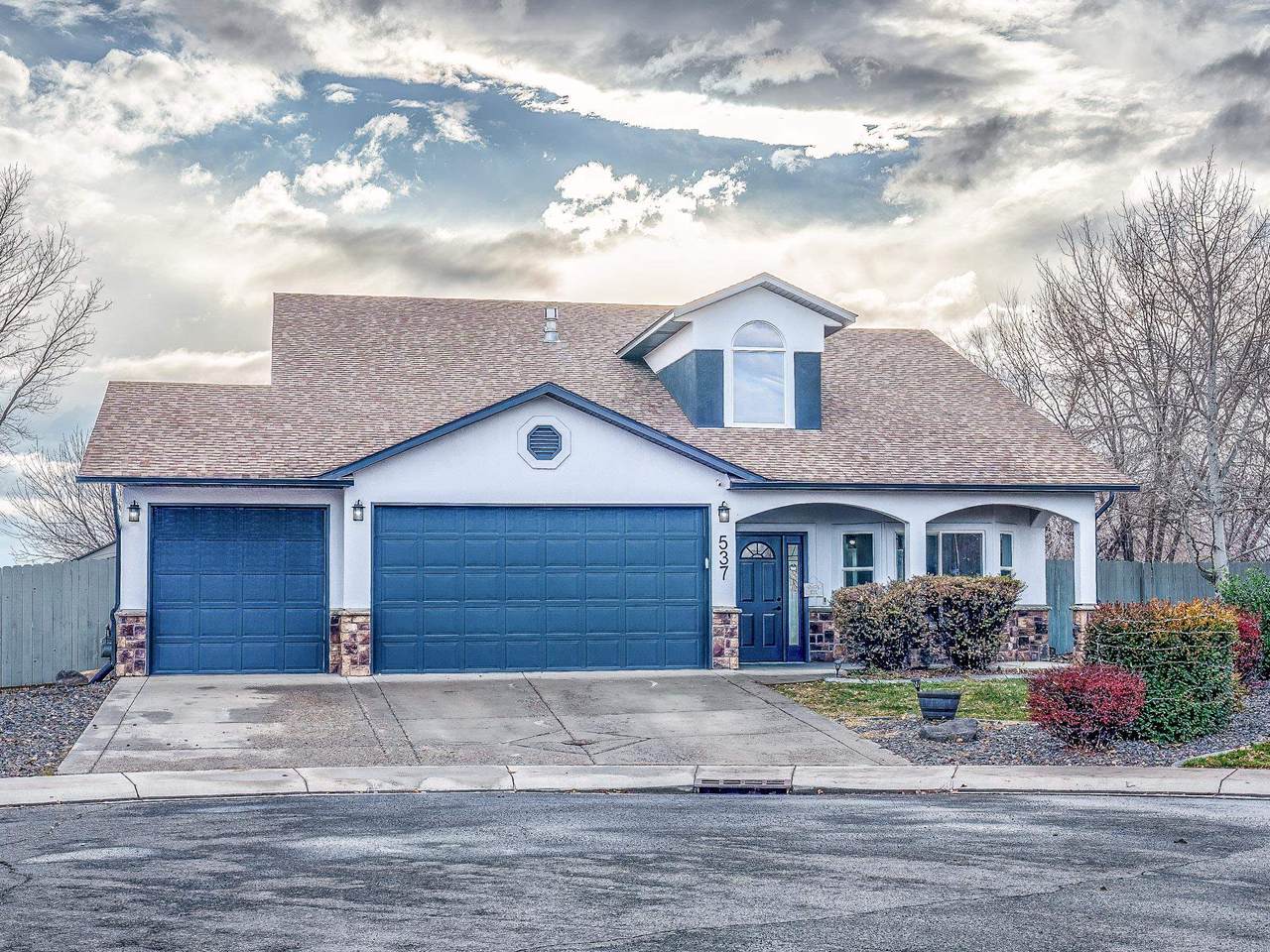 537 Hoover Court - Photo 1
