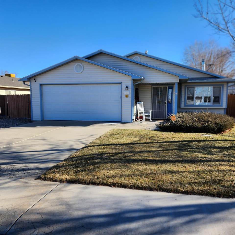408 Grove Drive - Photo 1