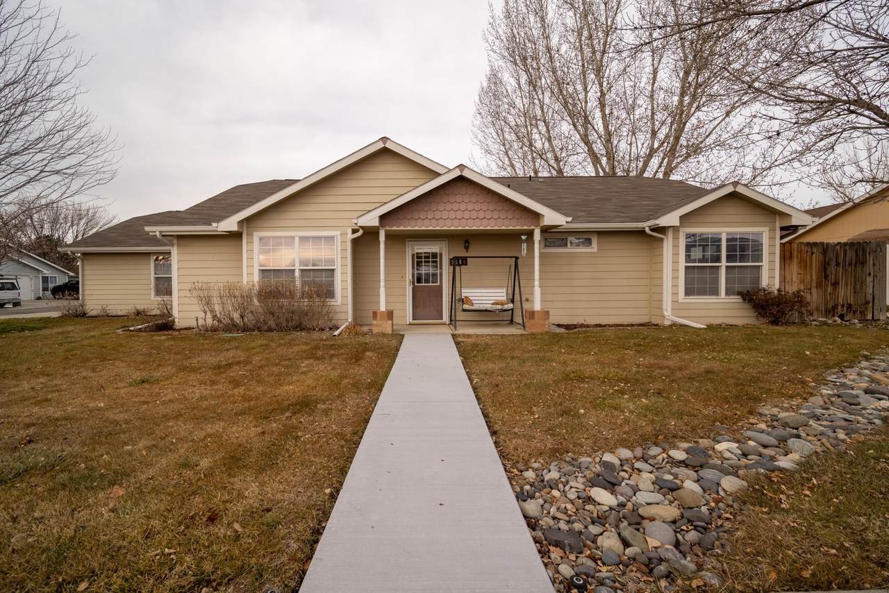 2980 Redbud Court - Photo 1