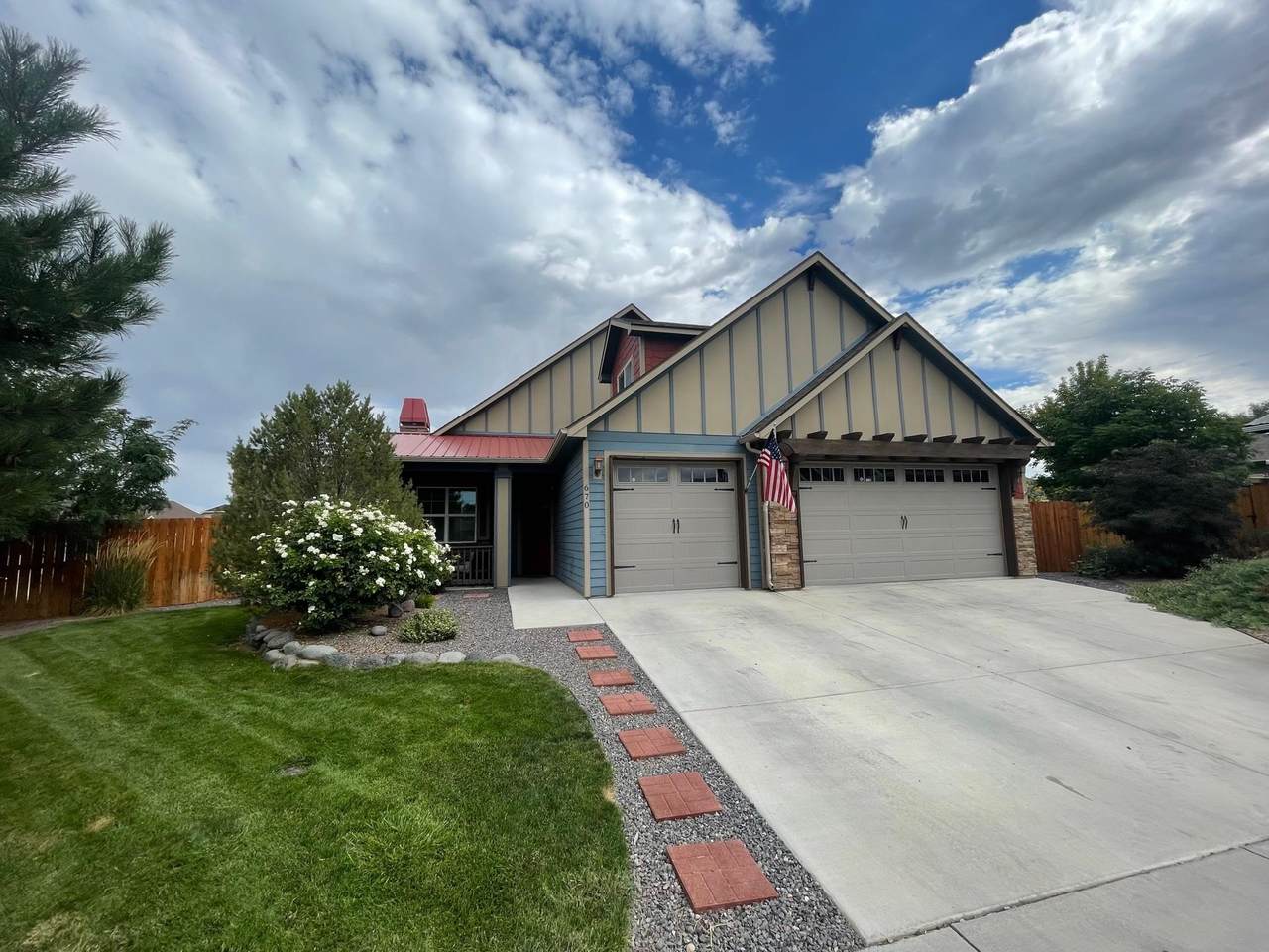 670 High Sierra Lane - Photo 1