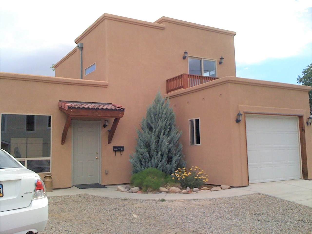 1235 Kennedy Avenue - Photo 1