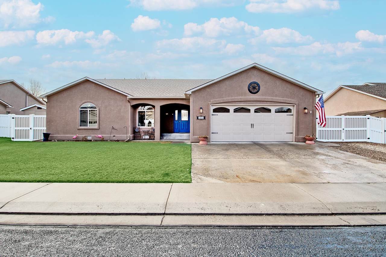 2869 Arrasta Court - Photo 1