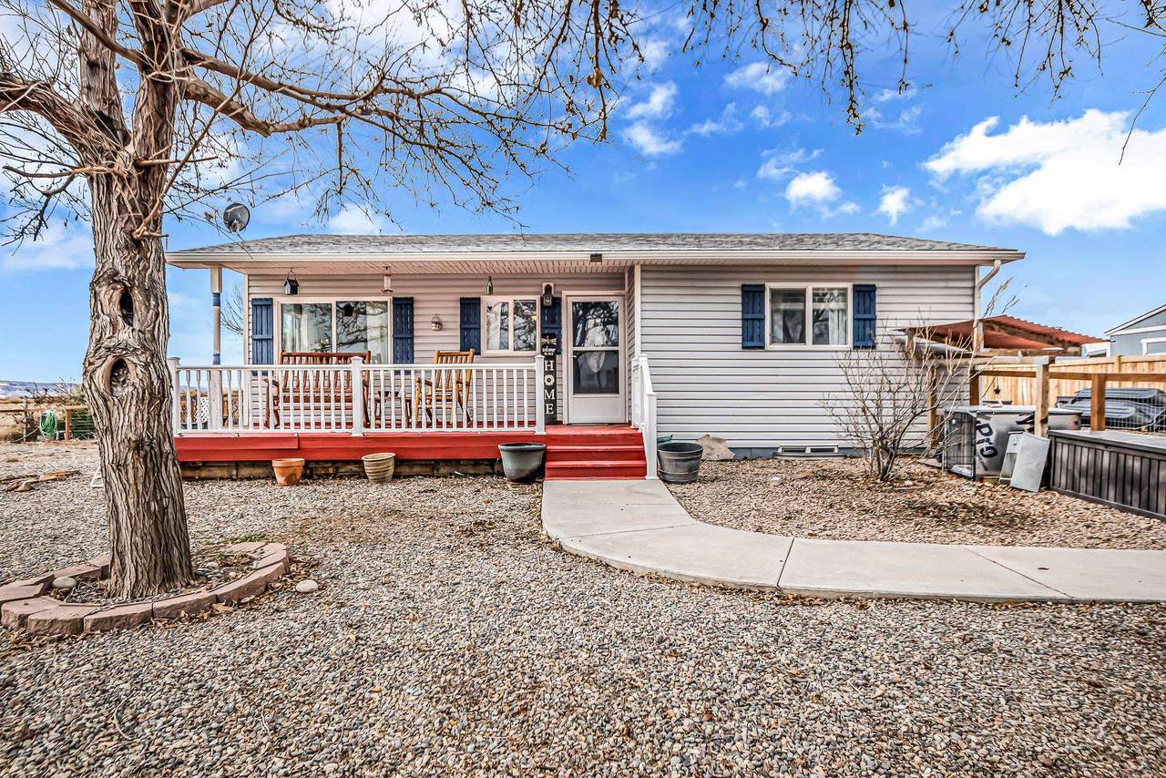 1473 19 Road - Photo 1