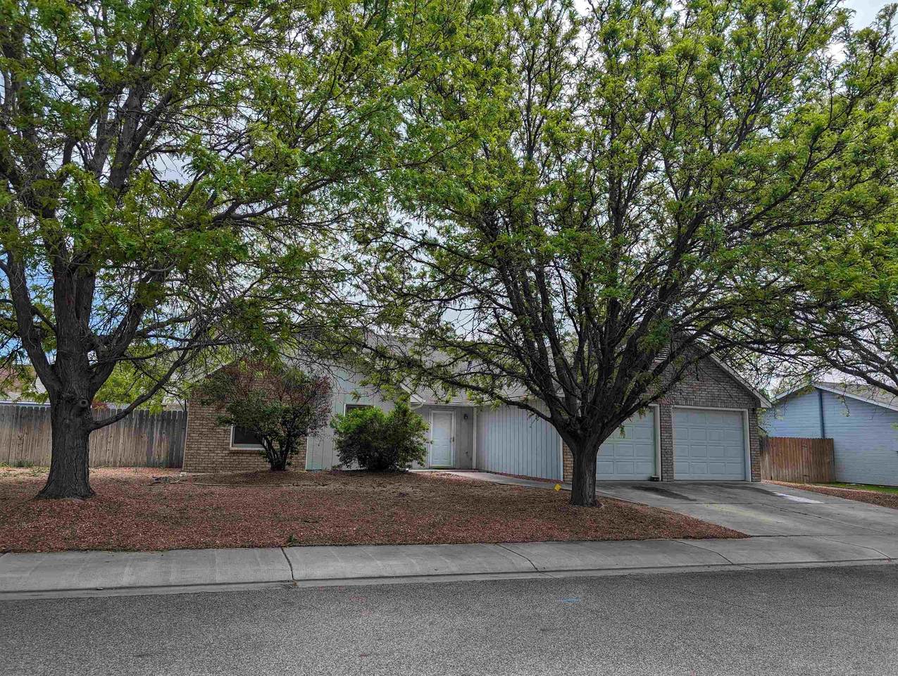 580 Darby Drive - Photo 1