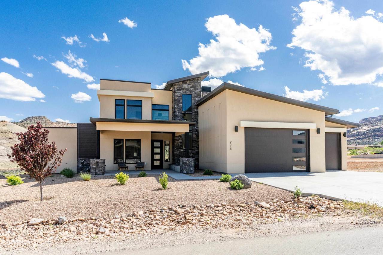 2319 Stone Creek Court - Photo 1