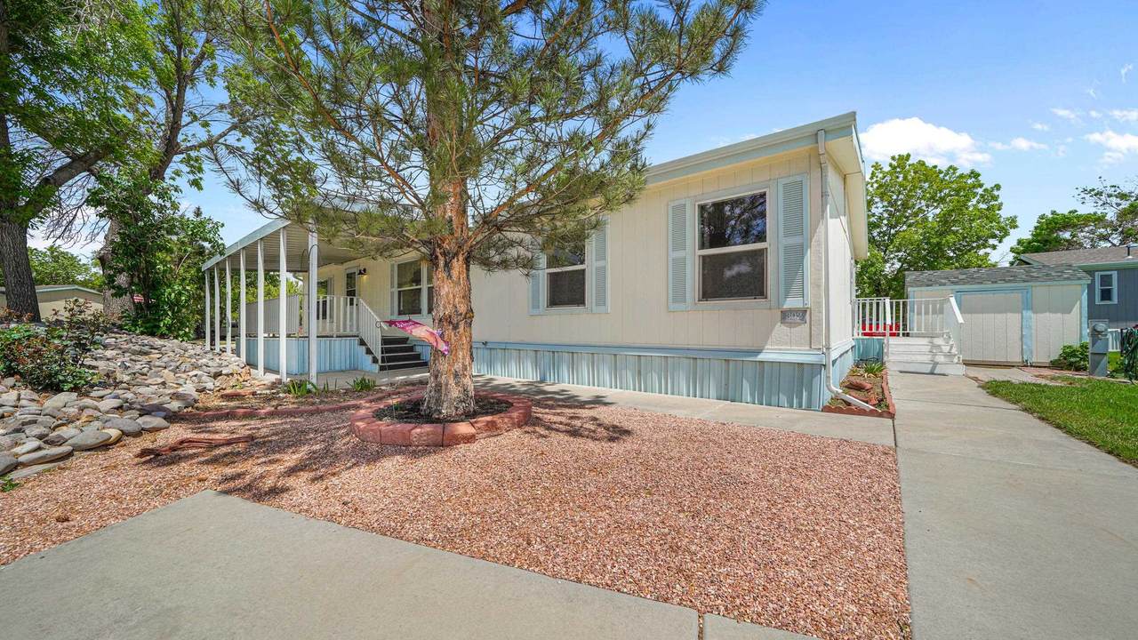 435 32 Road - Photo 1