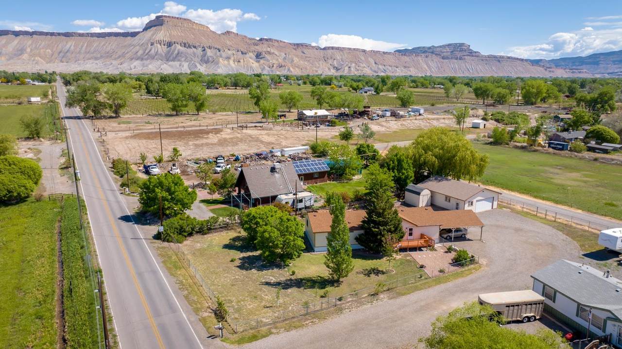 528 34 Road - Photo 1