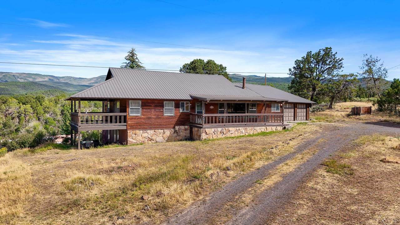 19617 Surface Creek Road - Photo 1