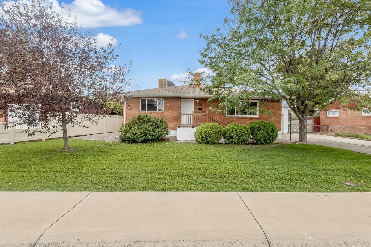 211 Mesa Avenue - Photo 1