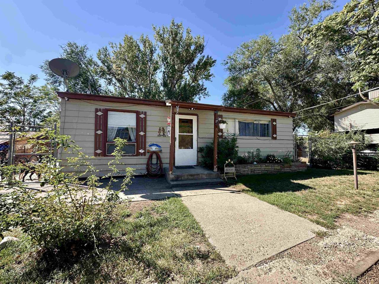 2745 Olson Avenue - Photo 1
