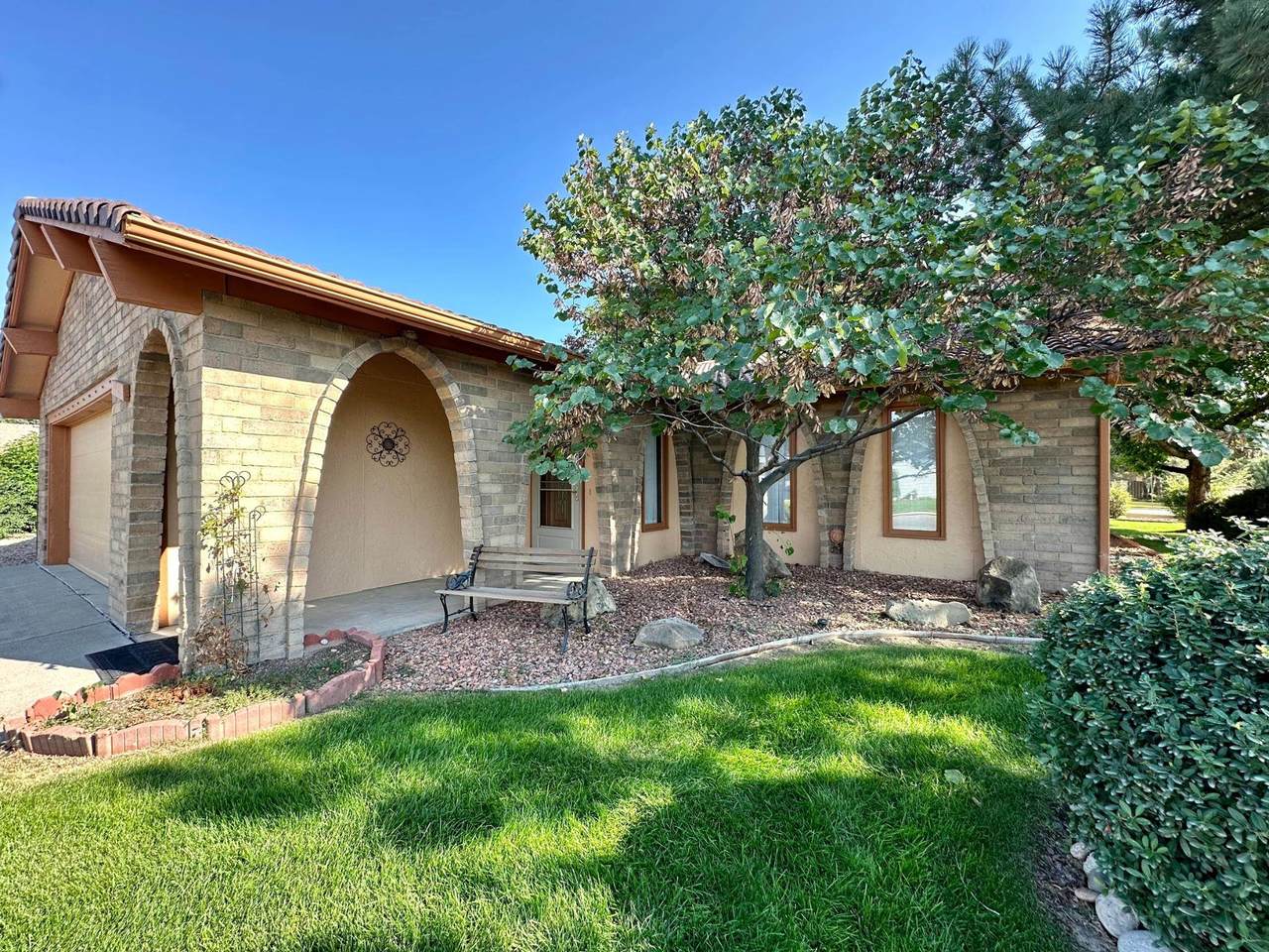 2285 Seville Circle - Photo 1