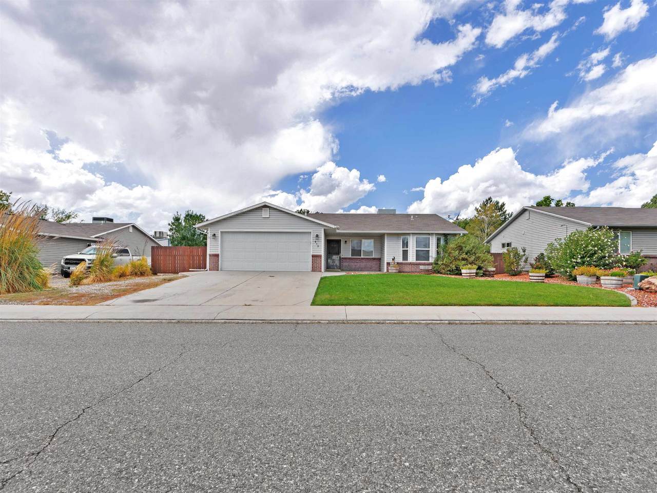 615 Bear Valley Drive - Photo 1