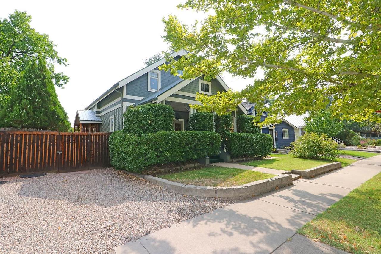 545 Hill Avenue - Photo 1