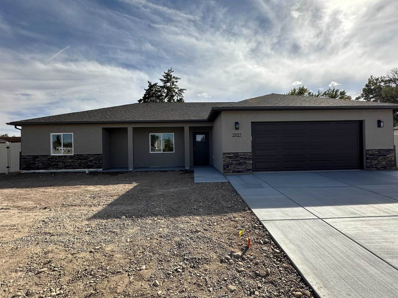 2927 Crabapple Run - Photo 1