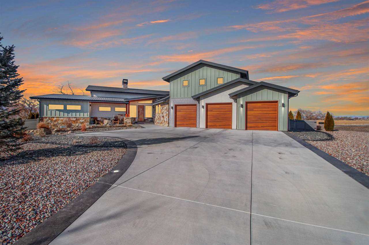 1029 Ranch View Road - Photo 1