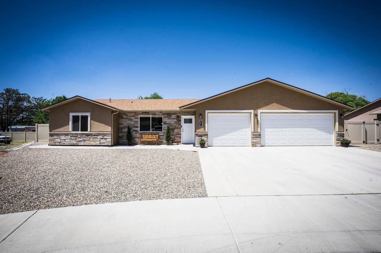 601 Devin Court - Photo 1