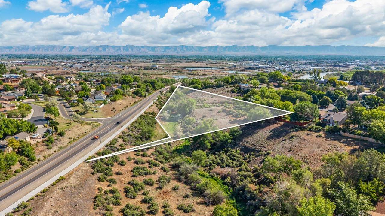 551 23 Road - Photo 1