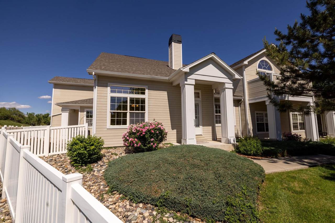 742 Glen Court - Photo 1