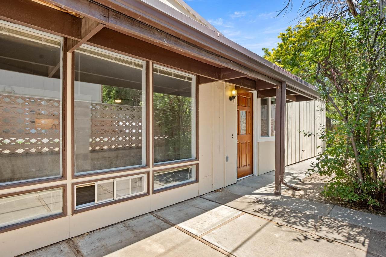 2550 1st Street - Photo 1