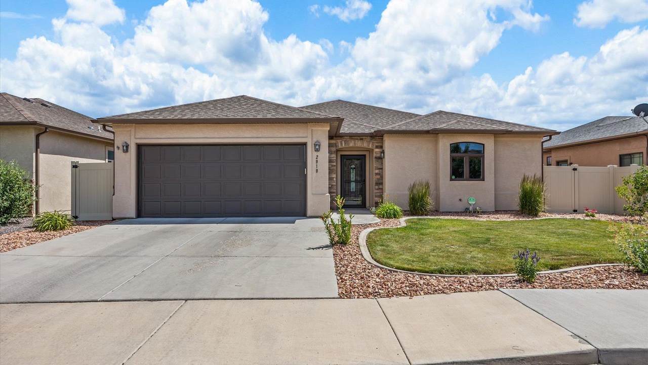 2919 Brodick Way - Photo 1