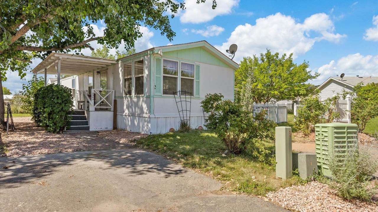 3263 Friendship Drive - Photo 1