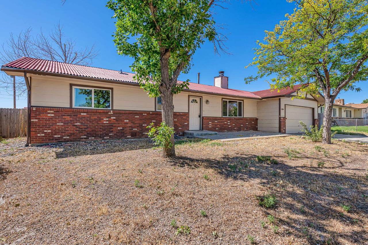 116 1/2 Anna Drive - Photo 1