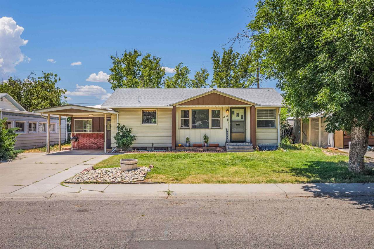1725 18th Street - Photo 1
