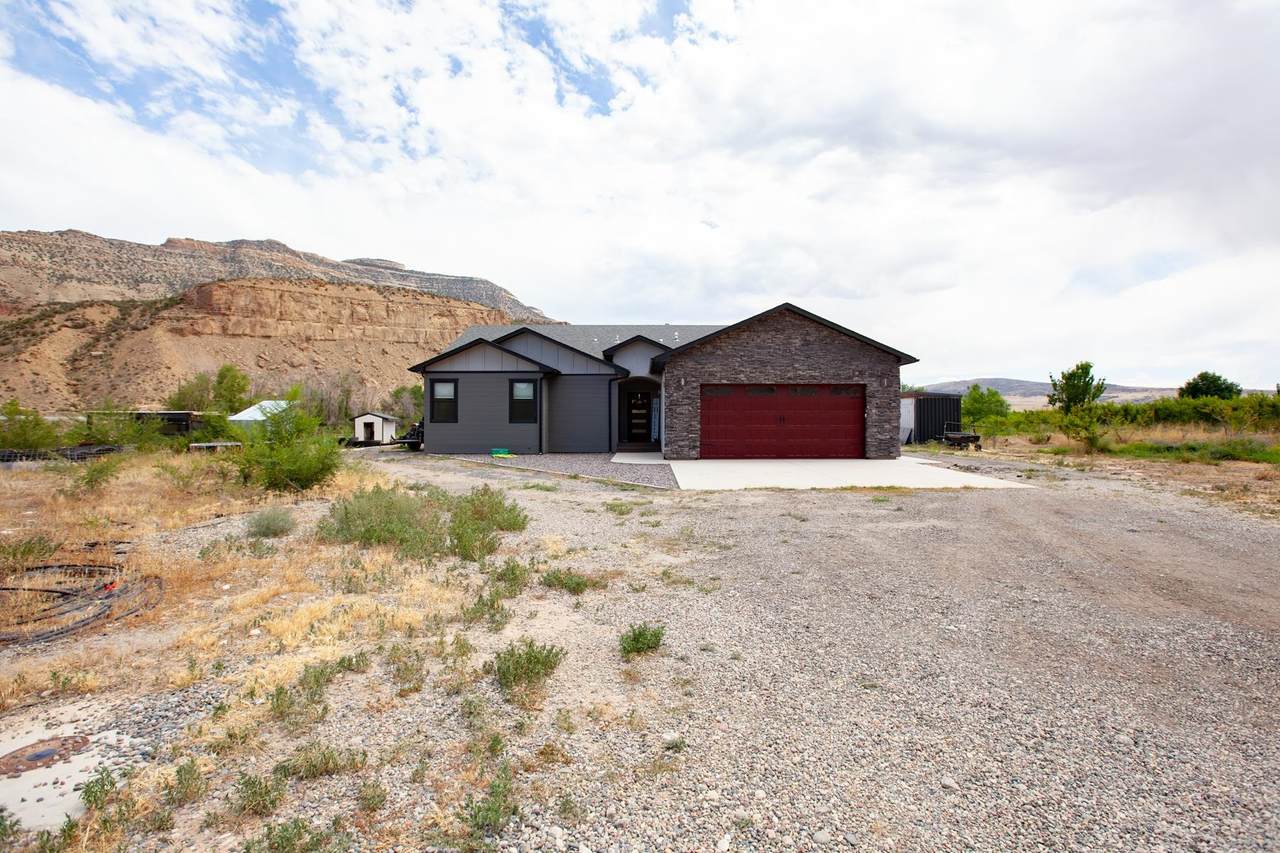 3927 Hickman Road - Photo 1