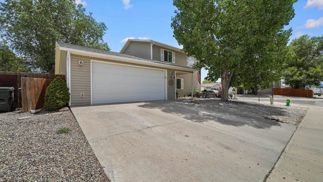 380 Summer Glen Drive - Photo 1