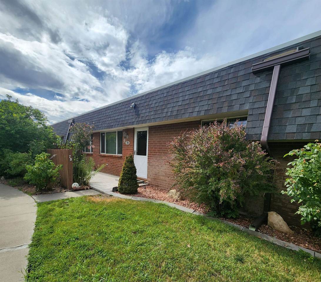 2700 G Road - Photo 1