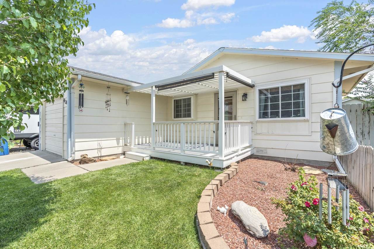 458 Pera Street - Photo 1