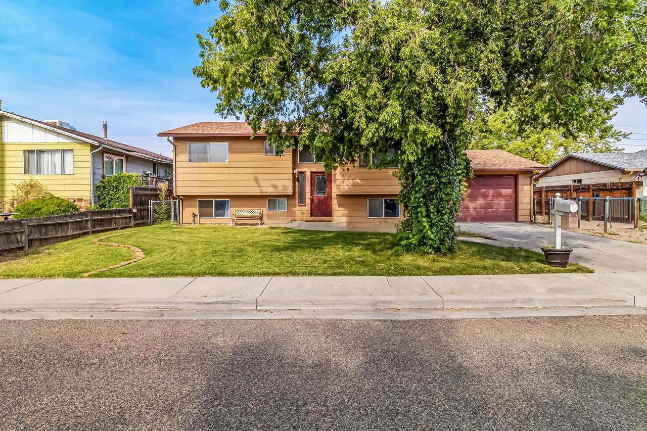 2115 24th Street - Photo 1