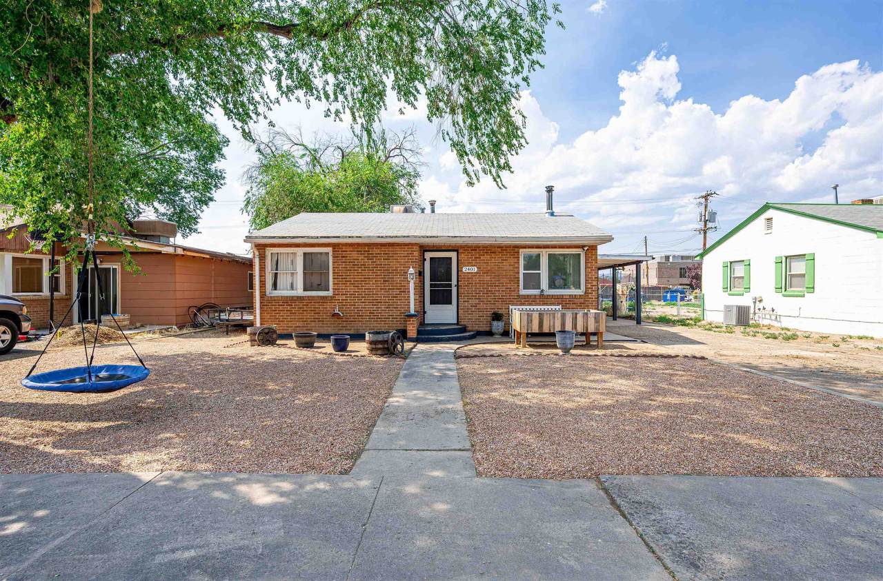 2401 Bunting Avenue - Photo 1