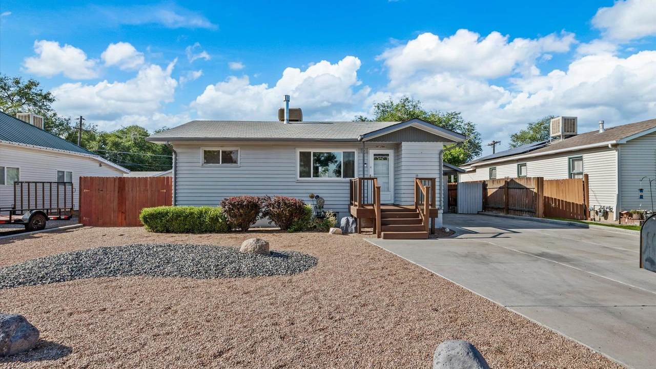2827 1/2 Texas Avenue - Photo 1